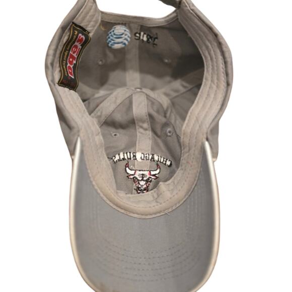 Chicago Bulls Vintage Gray Baseball Cap - Unisex EUC - Picture 3 of 5